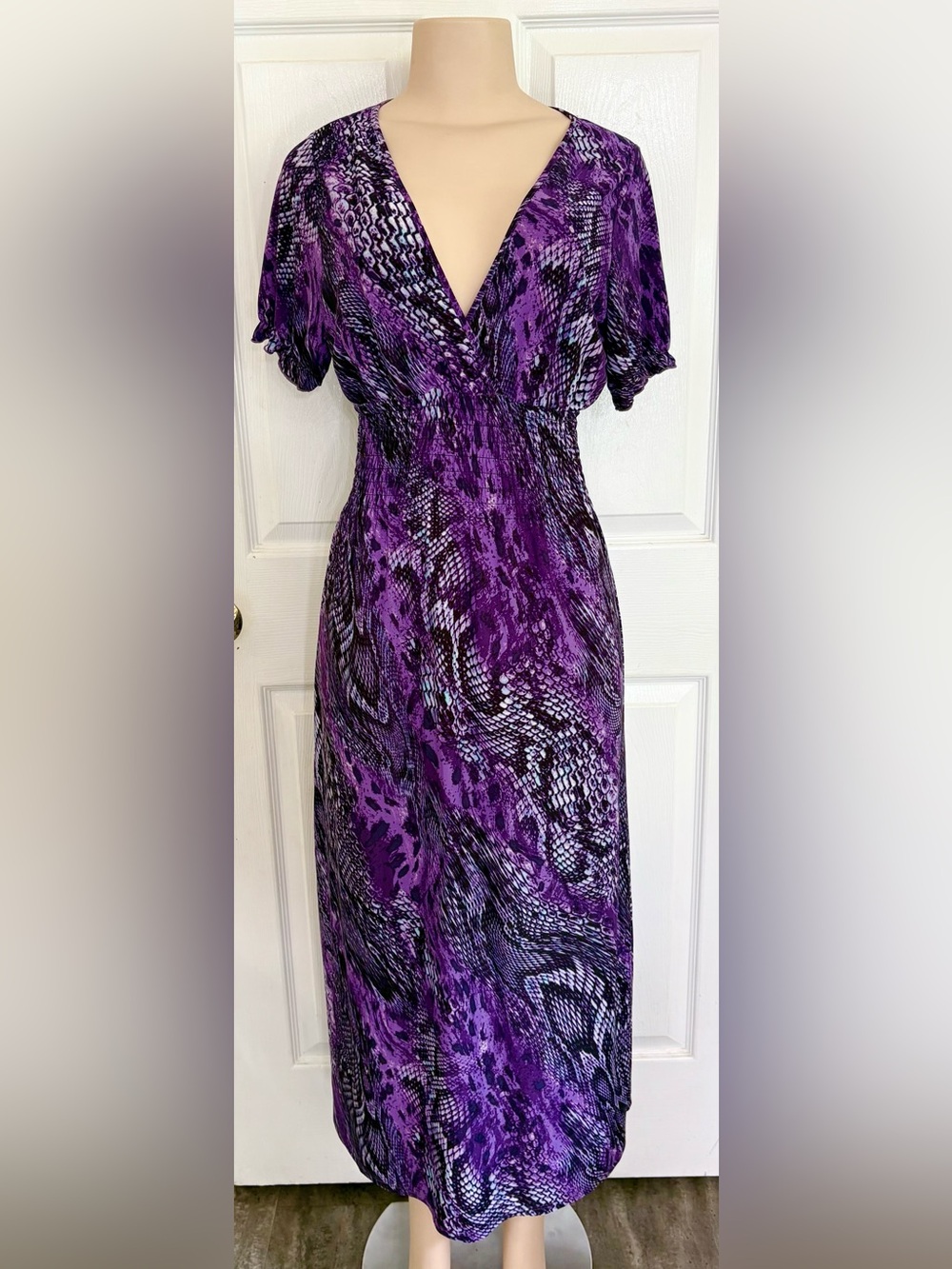 Purple Snakeskin Print Maxi Dress XL Empire Waist Stretch V Neck Dress